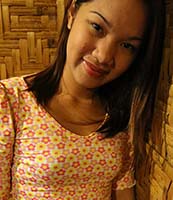 Cute Filipina Babe loves the smell of foreign sperm