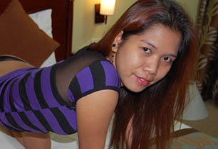 Beautiful Filipina MILF Strips To Show Her Cute LBFM Perky Tits