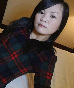 Stunner MILF from Hong Kong gets Chinese Pussy fucked 01>