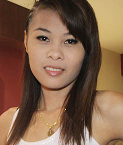 Vietnamese Pussy Gets a Creampie_01>