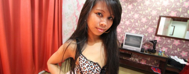 Marjorie - Hot Filipina with Sexy Bra